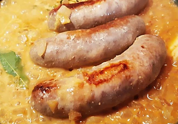 Wäinzoossiss mat Moschterzooss - La saucisses à la moutarde